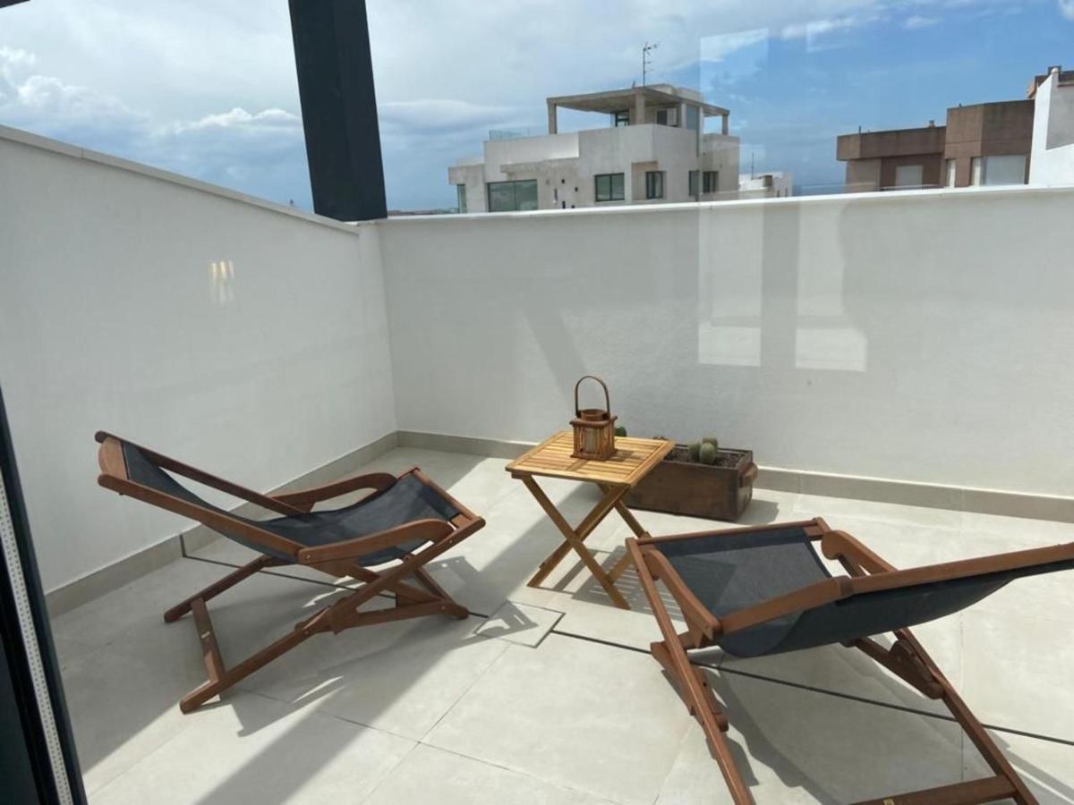 Sun The Place To Be Apartment